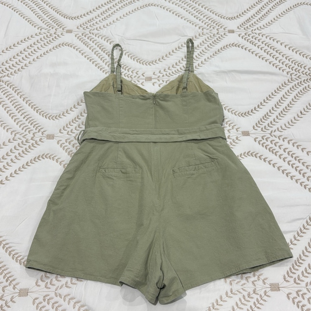 House of Harlow 1960 Nicola Romper - Picture 10 of 13